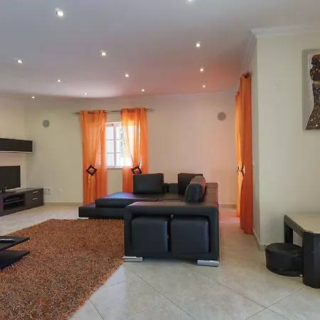 Akivillas Pera Relax Ii אלקנטרילה